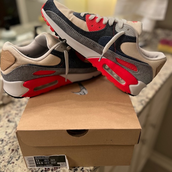 Nike Air Max 90 Denham. Men sz 11 Includes box and sticker that came w/pair. - Picture 5 of 9